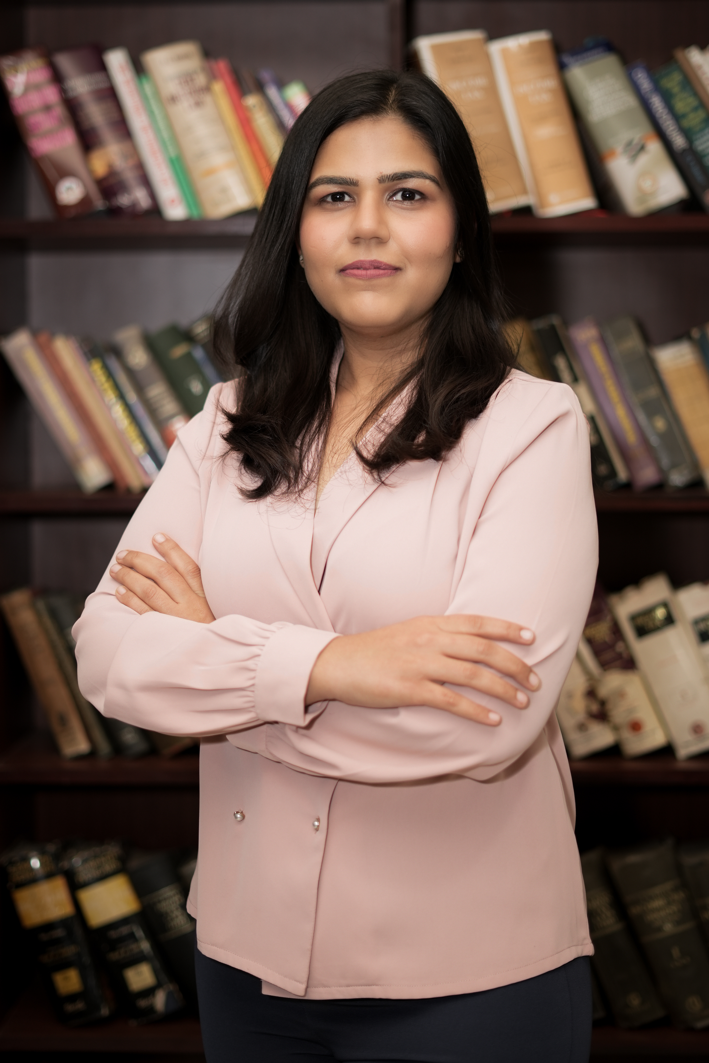 Adv. Chandni Bhatia